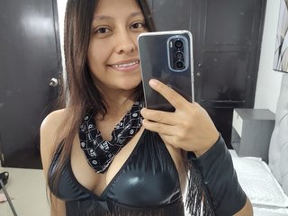 에로틱 한 영상 채팅 jessyqueen-1