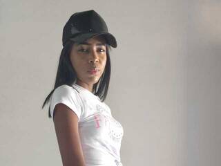 에로틱 한 영상 채팅 roxana777