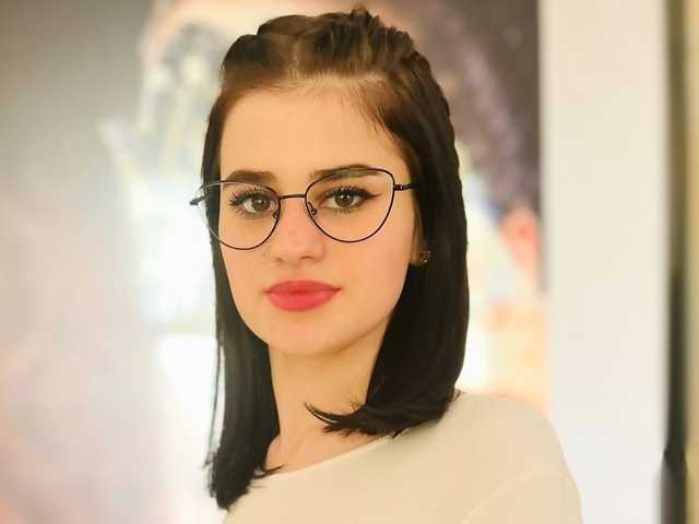 프로필 사진 Jolie-FUN