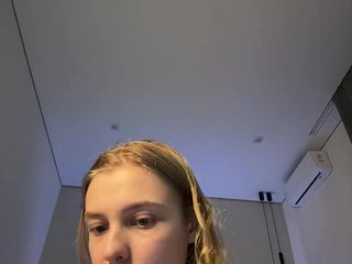 에로틱 한 영상 채팅 jucieLussie