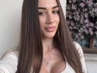 에로틱 한 영상 채팅 JuliaQuin