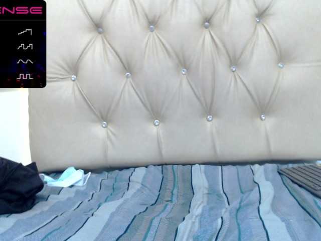 방송 스크린 샷 JuliaReeves