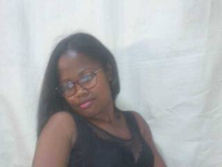 에로틱 한 영상 채팅 Juliennah