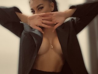 에로틱 한 영상 채팅 JulieWerb