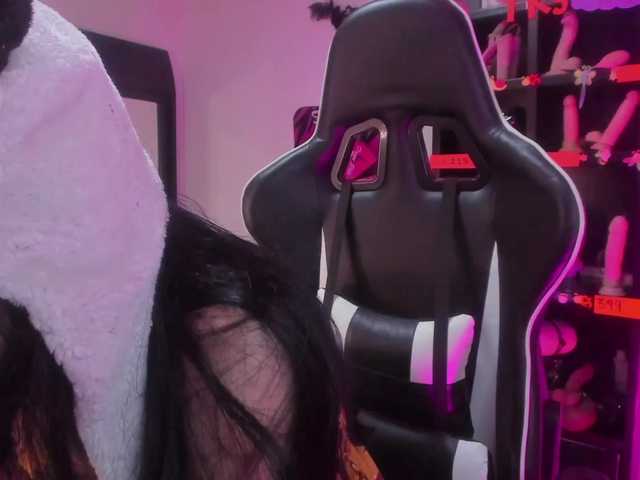 방송 스크린 샷 Junewilliams