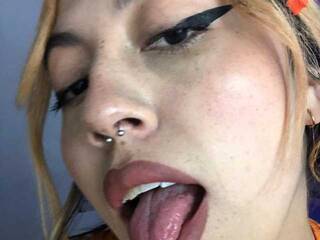 에로틱 한 영상 채팅 Kaia-tay