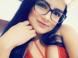 에로틱 한 영상 채팅 kailee-olson