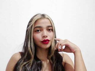 에로틱 한 영상 채팅 KaraSmithX