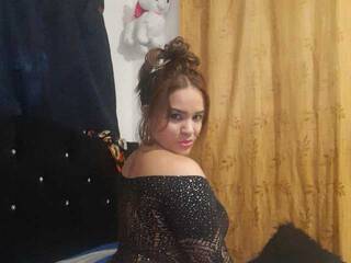 에로틱 한 영상 채팅 Karenbella