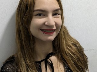 에로틱 한 영상 채팅 Karin-lopez
