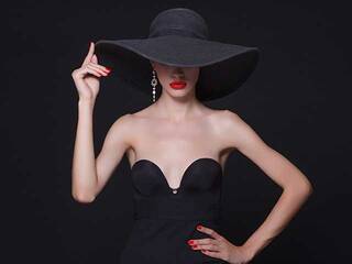 에로틱 한 영상 채팅 KARIN-THAIS