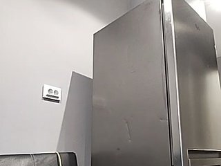 에로틱 한 영상 채팅 KarinaDesire