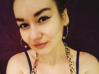 에로틱 한 영상 채팅 KARINAVENUS