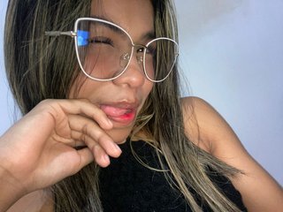 에로틱 한 영상 채팅 karinna-santana