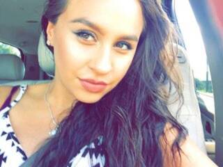 에로틱 한 영상 채팅 Karmmms