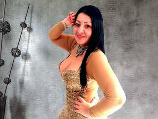 에로틱 한 영상 채팅 KarolBenoit