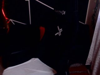에로틱 한 영상 채팅 KAROLCAM_