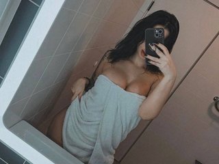 에로틱 한 영상 채팅 Karolina245