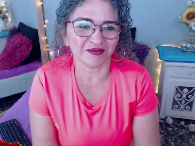 방송 스크린 샷 Karoline-roos