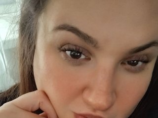에로틱 한 영상 채팅 Karolinka555