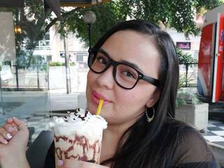 에로틱 한 영상 채팅 KarolSaenz