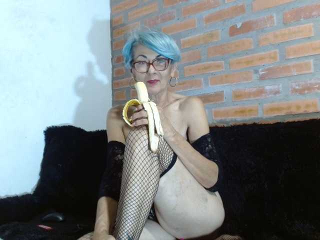 사진 kasandraxhot Make me happy with my toy