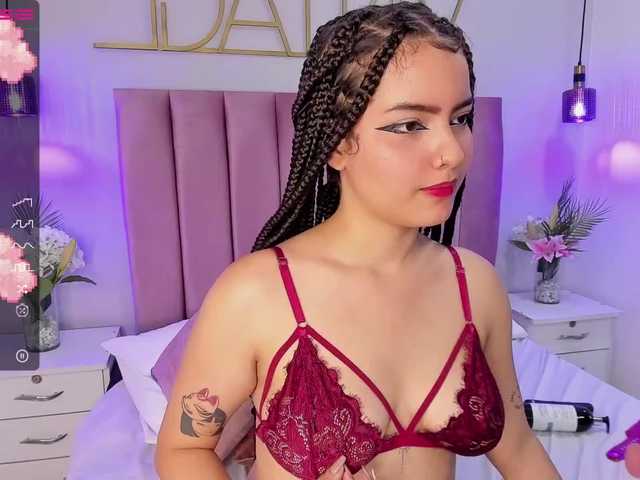 사진 Kassandra-Reyes @Goal: ღDomi inside my pussy controlled by you 499TKS Every 25TKS I will suck my dildo Ask for my content PROMO ☻