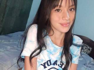 에로틱 한 영상 채팅 KateDiamond