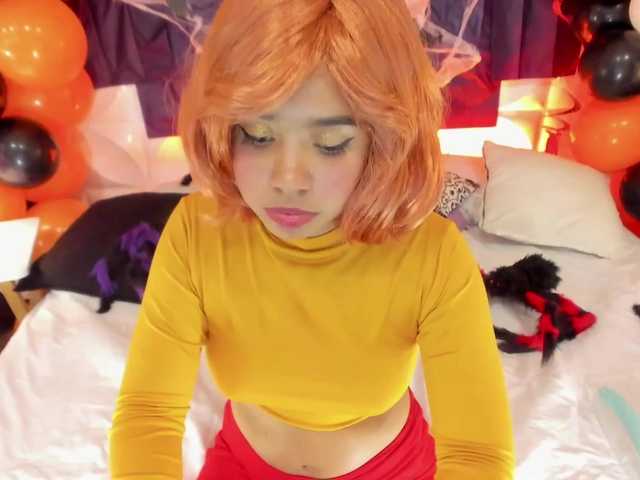 방송 스크린 샷 KateeMoore
