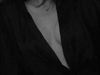 에로틱 한 영상 채팅 Katemee