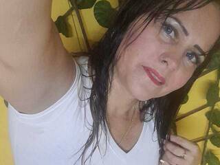 에로틱 한 영상 채팅 katerine-zambrano