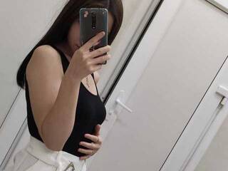 에로틱 한 영상 채팅 MalishkaGo