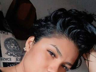 에로틱 한 영상 채팅 katherin-doll