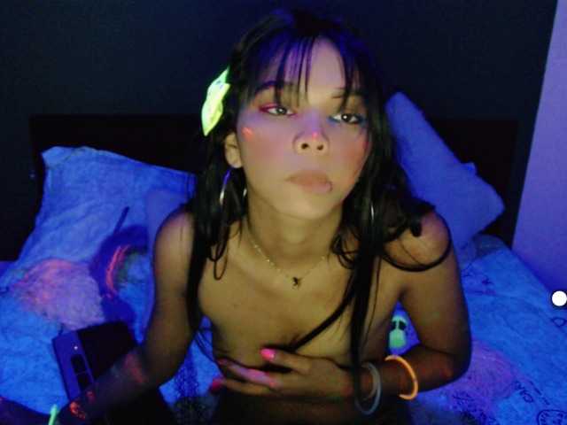 사진 Kathleen show neon #feet #ass #squirt #lush #anal #nailon #teenagers #+18 #bdsm #Anal Games#cum,#latina,#masturbation #oil, ,#Sex with dildo. #young #deep Throat #cam2cam #anal #submissive#costume#new #Game with dildo.