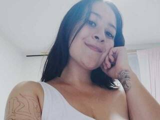 에로틱 한 영상 채팅 KatiaPerson