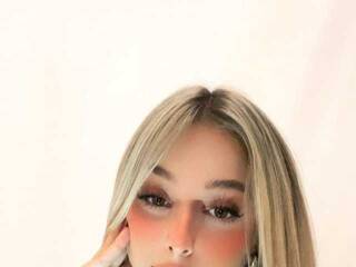 에로틱 한 영상 채팅 katmiss25