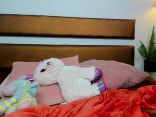 에로틱 한 영상 채팅 AlexissNight