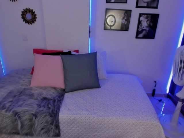 방송 스크린 샷 kattysambrano