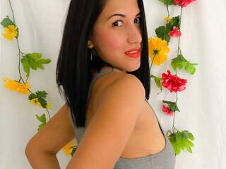 에로틱 한 영상 채팅 KattySmith