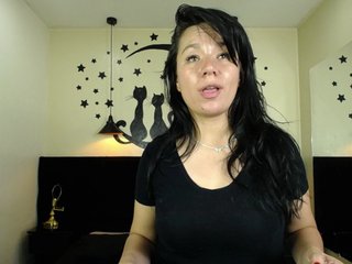 에로틱 한 영상 채팅 KattyyFoxx