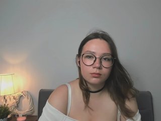 에로틱 한 영상 채팅 KatyTasty