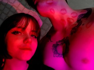 에로틱 한 영상 채팅 KawaiiHornyArtists