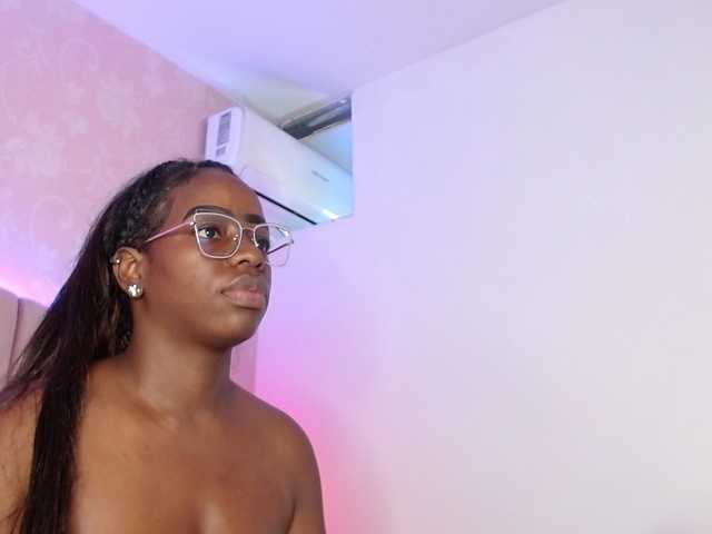 사진 KayaBrown ⭐BIG HORNY TITS ⭐ I will seduce you with my charms⭐LOVENSE ON⭐ GOAL: Now let's fuck my juicy pussy @remain