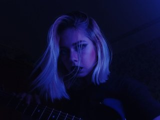 에로틱 한 영상 채팅 KayleneTemplet