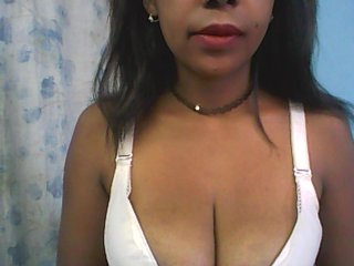 사진 kayshaboobs 40 tkn show naked ,20 tkn pussy, squirt 50 tkn