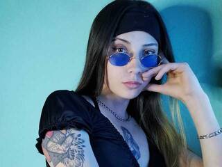 에로틱 한 영상 채팅 Keket-Smith