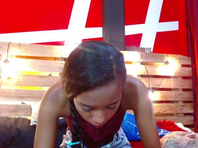 방송 스크린 샷 kellythomson