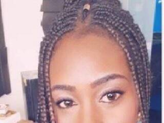 에로틱 한 영상 채팅 Kellytonson