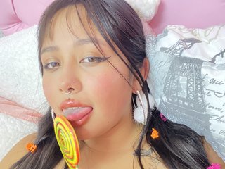 에로틱 한 영상 채팅 Kendall-Houl1