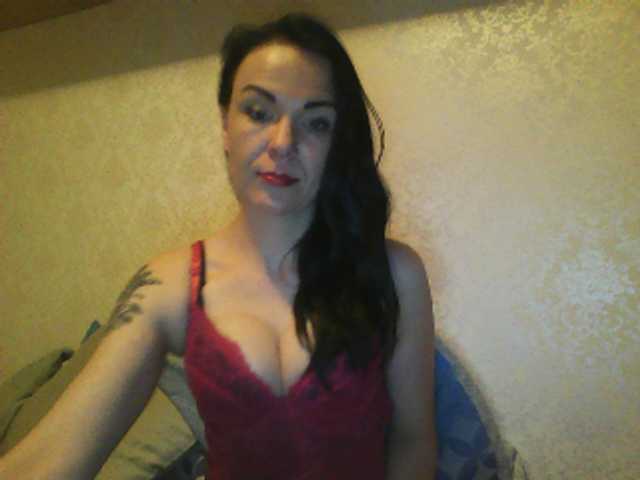 방송 스크린 샷 KendallLUXE